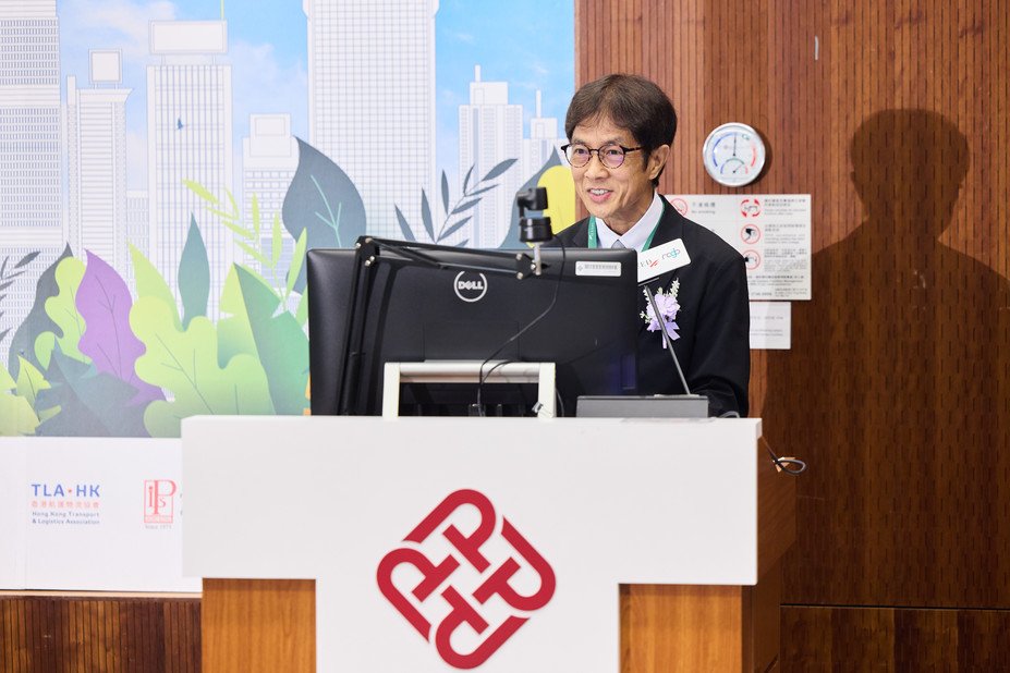 PolyU CPCE院長阮博文教授